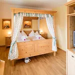 Hotel Zum Lustigen Steirer