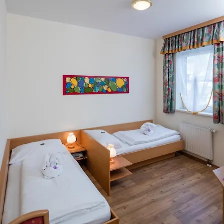 Hotel Zum Lustigen Steirer 3*
