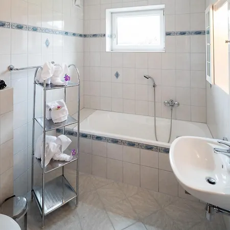 Hotel Zum Lustigen Steirer 3*