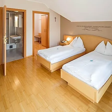 Zum Lustigen Steirer Hotel