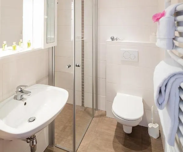 Zum Lustigen Steirer فندق