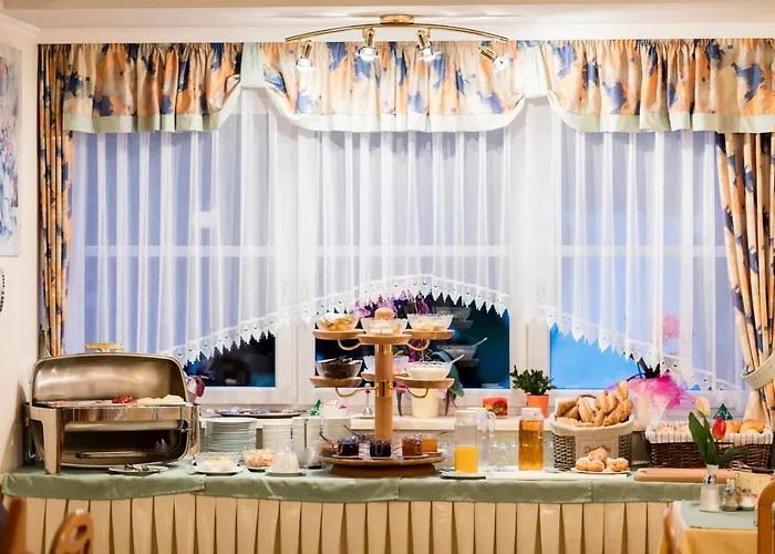 Zum Lustigen Steirer 酒店 穆尔河畔布鲁克