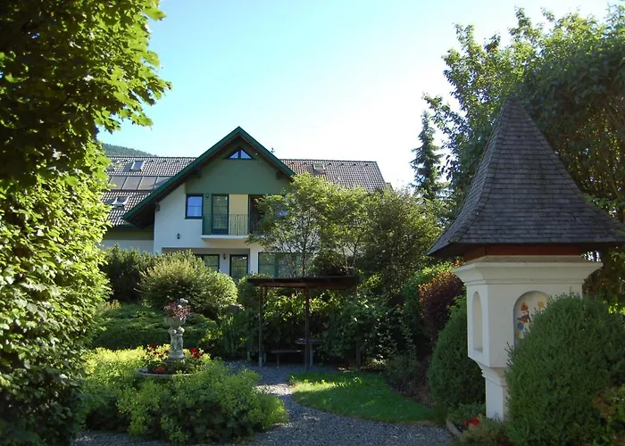 Zum Lustigen Steirer 酒店 穆尔河畔布鲁克